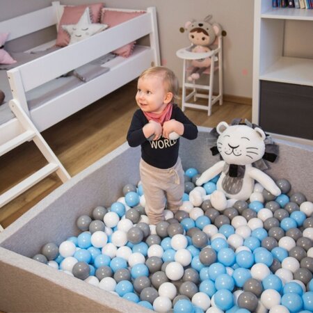 KiddyMoon Kinder Bälle für Bällebad Baby Plastikbälle Spielbälle 6cm Made in EU, Grau/ Weiß/ Babyblau
