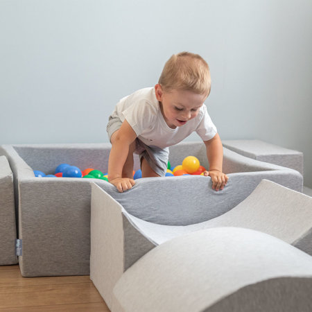 KiddyMoon Spielplatz aus Schaumstoff mit Quadrat Bällebad Bälle Hindernisläufen, Hellgrau: Grau/ Weiß/ Türkis