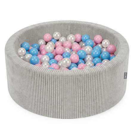 KiddyMoon Bällebad Kinder Schaumstoff rund 90 x 30 cm, Bällepool Baby ab 8 Monaten, strukturierter Rippbezug, stabile 5 cm Wände, Hellgrau: Babyblau/Puderrosa/Perle, 90 x 30 cm 200 Bälle