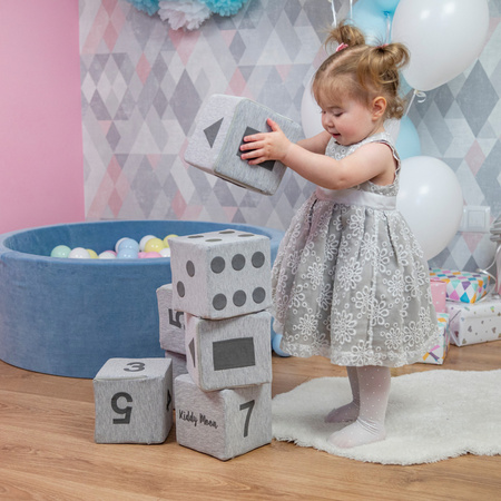 KiddyMoon Schaumstoff Würfel für Baby Weiche Blöcke Schaum Spielzeug Montessori-Spielzeug mit Schaum und viel Spaß für Kinder, Hergestellt in der EU, Mix: hellgrau-drucken, 4 Stücke