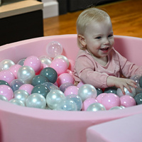KiddyMoon Bällebad Bällepool mit bunten Bällen ∅ 7Cm  für Babys Kinder Rund, pink:perle/grau/transparent/puderrosa, 90 x 30 cm 200 Bälle