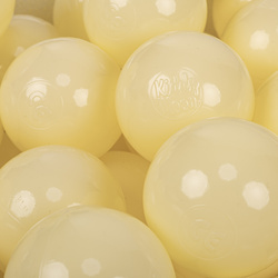 KiddyMoon Kinder Bälle für Bällebad Baby Einfarbige Plastikbälle ∅7cm Made in EU, pastellgelb, 100 Bälle/7cm