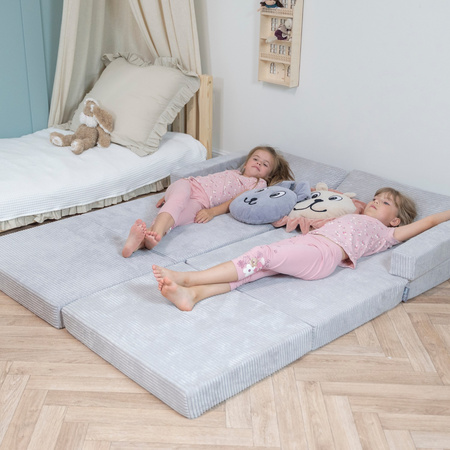 KiddyMoon Kindersofa aus Schaumstoff Spielsofa für Kinder Schlafsofa Kindersessel Sofa für Kinderzimmer Kindercouch Faltmatratze, hellgrau, Kindersofa