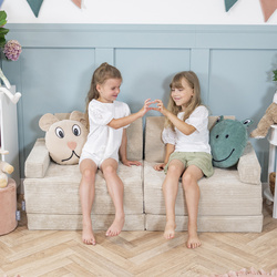 KiddyMoon Kindersofa aus Schaumstoff Spielsofa für Kinder Schlafsofa Kindersessel Sofa für Kinderzimmer Kindercouch Faltmatratze, beige, Kindersofa mit 2 Kissen