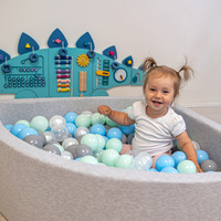 KiddyMoon Viertel Eckig Bällebad Bällepool ∅ 7Cm Ballgruben Für Babys Spielbad Kleinkinder, Hergestellt in der EU, hellgrau:perle/grau/transparent/babyblau/minze, 90 x 30 cm 300 Bälle