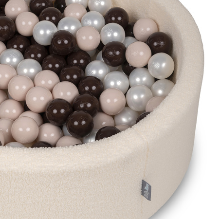 KiddyMoon Bällebad für Baby mit Teddy-Plüsch, Größere 7 cm Bälle für Eine Vollere Füllung, ab 8 Monaten, Abnehmbarer Bezug, Creme: Pastellbeige/Braun/Perle, 90 x 30 cm 200 Bälle