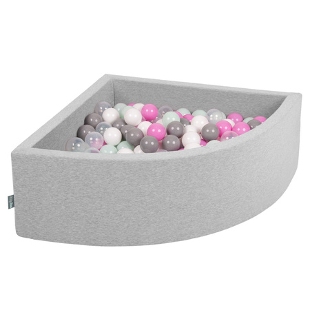 KiddyMoon Viertel Eckig Bällebad Bällepool ∅ 7Cm Ballgruben Für Babys Spielbad Kleinkinder, Hergestellt in der EU, hellgrau:transparent/grau/weiß/pink/minze, 90 x 30 cm 300 Bälle
