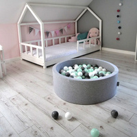 KiddyMoon Bällebad Bällepool mit bunten Bällen ∅ 7Cm  für Babys Kinder Rund, hellgrau:weiß/grau/minze, 90 x 30 cm 300 Bälle