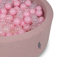 KiddyMoon Bällebad für Baby mit Teddy-Plüsch, Größere 7 cm Bälle für Eine Vollere Füllung, ab 8 Monaten, Abnehmbarer Bezug, Rosa: Puderrosa/Transparent, 90 x 30 cm 200 Bälle