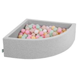 KiddyMoon Viertel Eckig Bällebad Bällepool ∅ 7Cm Ballgruben Für Babys Spielbad Kleinkinder, Hergestellt in der EU, hellgrau:pastellbeige/pastellgelb/weiß/minze/puderrosa, 90x30cm/200 Bälle