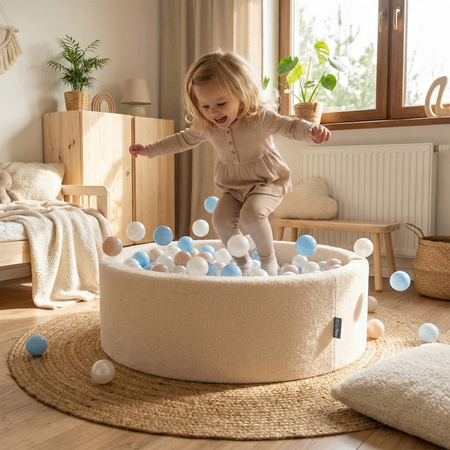 KiddyMoon Bällebad für Baby mit Teddy-Plüsch, Größere 7 cm Bälle für Eine Vollere Füllung, ab 8 Monaten, Abnehmbarer Bezug, Creme: Pastellbeige/Braun/Perle, 90 x 30 cm 300 Bälle