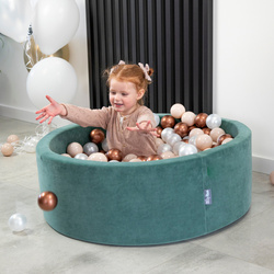 KiddyMoon Kinder Bälle für Bällebad Baby Einfarbige Plastikbälle ∅7cm Made in EU, kupferrot, 200 Bälle/7cm