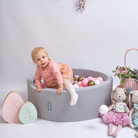 KiddyMoon Kinder Bälle für Bällebad Baby Spielbälle Plastikbälle ∅7cm Made in EU, puderrosa/perle/golden, 100 Bälle/7cm