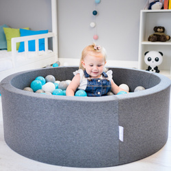 KiddyMoon Kinder Bälle für Bällebad Baby Spielbälle Plastikbälle ∅7cm Made in EU, grau/weiß/türkis, 200 Bälle/7cm