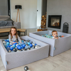 KiddyMoon Viertel Eckig Bällebad Bällepool ∅ 7Cm Ballgruben Für Babys Spielbad Kleinkinder, Hergestellt in der EU, hellgrau:perle/blau/babyblau/transparent/silbern, 90x30cm/200 Bälle
