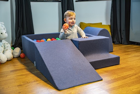 KiddyMoon Bällebad Bällepool mit bunten Bällen ∅ 7Cm  für Babys Kinder Quadrat, dunkelblau:h.grün/gelb/türkis/orange/d.pink/violet, 90x30cm/200 Bälle