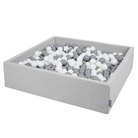KiddyMoon Quadrat Bällebad Bällepool ∅ 7Cm Eckig Ballgruben Für Babys Spielbad Kleinkinder, Hergestellt in der EU, hellgrau:weiß-grau, 120x30cm/300 Bälle