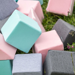 KiddyMoon Schaumstoff Würfel für Baby Weiche Blöcke Schaum Spielzeug Montessori-Spielzeug mit Schaum und viel Spaß für Kinder, Hergestellt in der EU, Mix:  Hellgrau-Pink-Mint