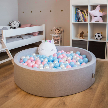KiddyMoon Viertel Eckig Bällebad Bällepool ∅ 7Cm Ballgruben Für Babys Spielbad Kleinkinder, Hergestellt in der EU, hellgrau:babyblau/puderrosa/perle, 90x30cm/200 Bälle