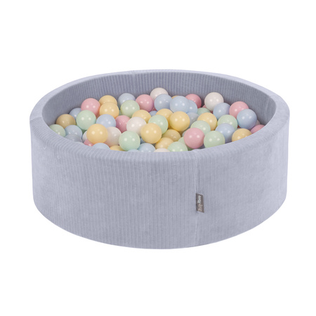 KiddyMoon Bällebad Kinder Schaumstoff Mit Bälle Für Baby ab 1 Jahr, dunkelgrau: pastellblau/pastellgelb/weiß/minze/puderrosa, 90x30cm/200 Bälle