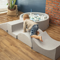 KiddyMoon Spielplatz aus Schaumstoff 4-teiliges Set Zwickel L/Hügel/Tunnel/Stüfchen, hellgrau, Multi-Größe